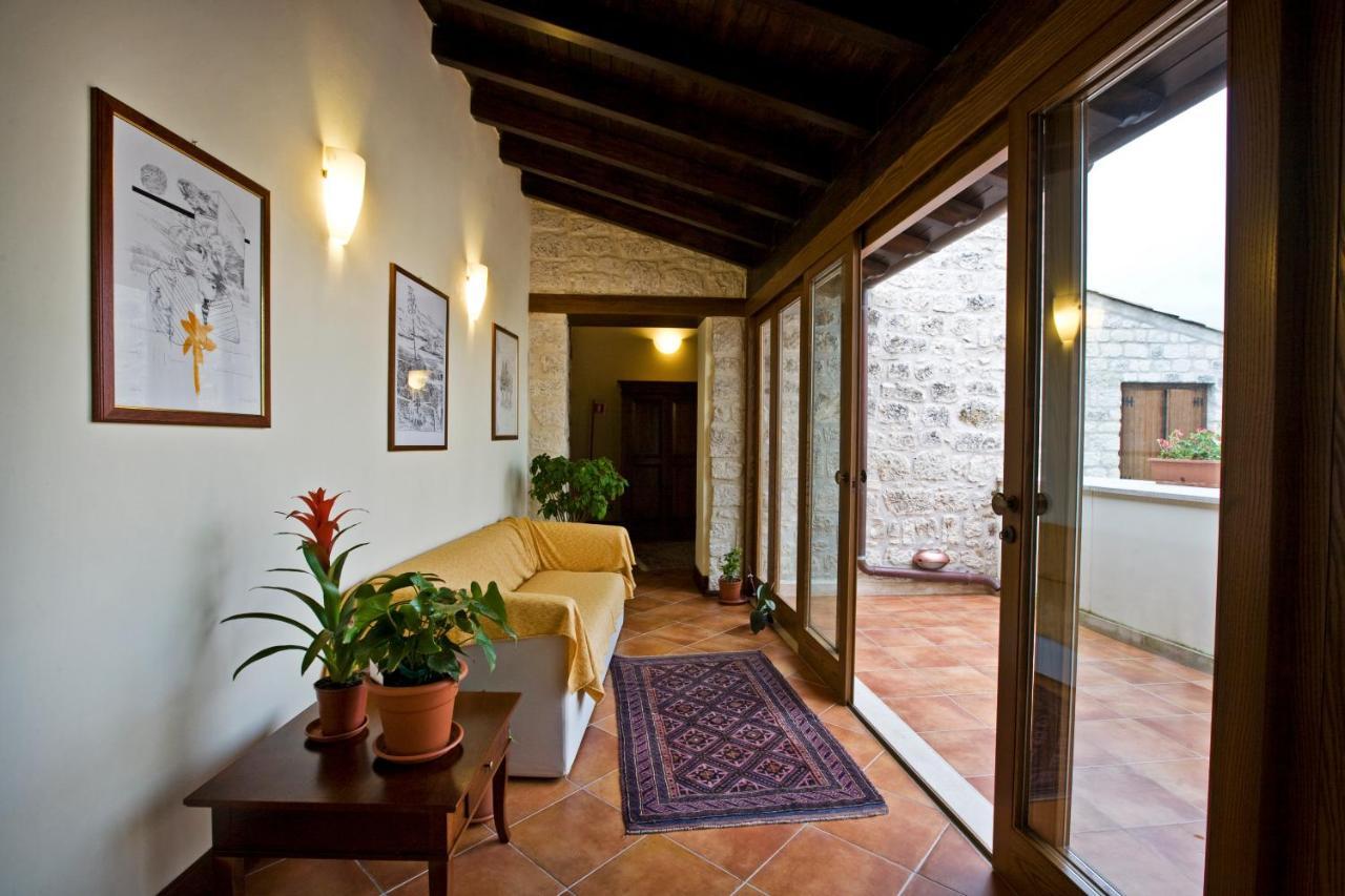 Hotel Residenza Petra Petralia Soprana Exterior photo